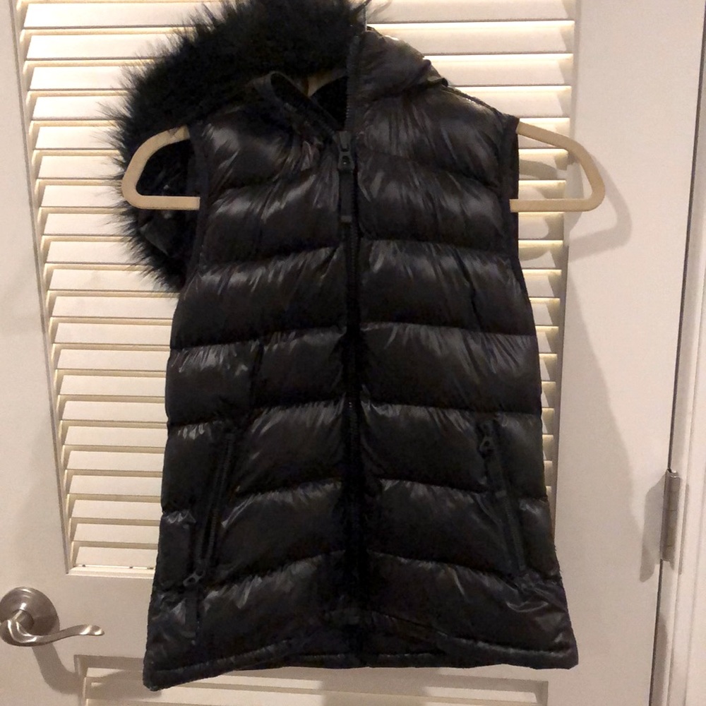 Vest with furry hood!